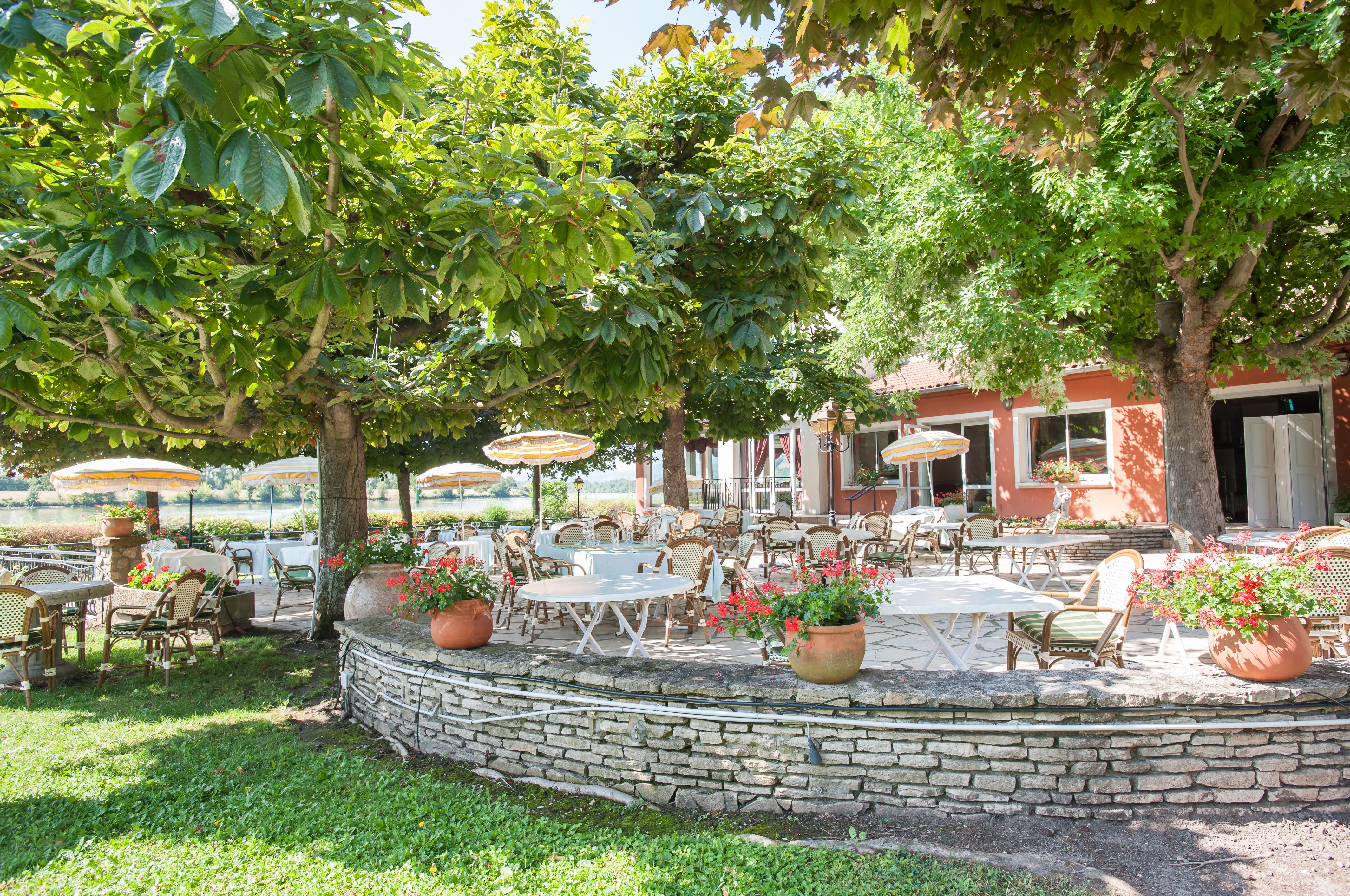 Hotel Beau Rivage Condrieu Exterior photo